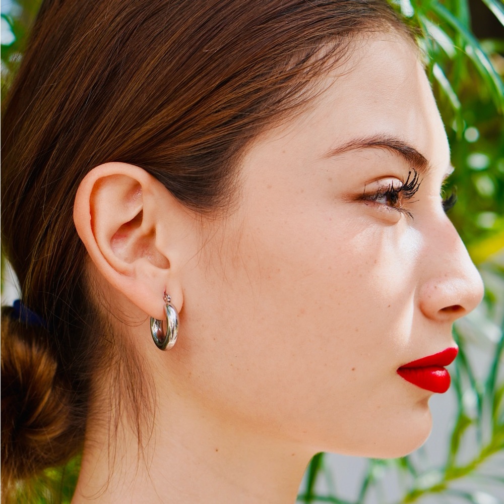 Elegant Silver Hoop Earrings